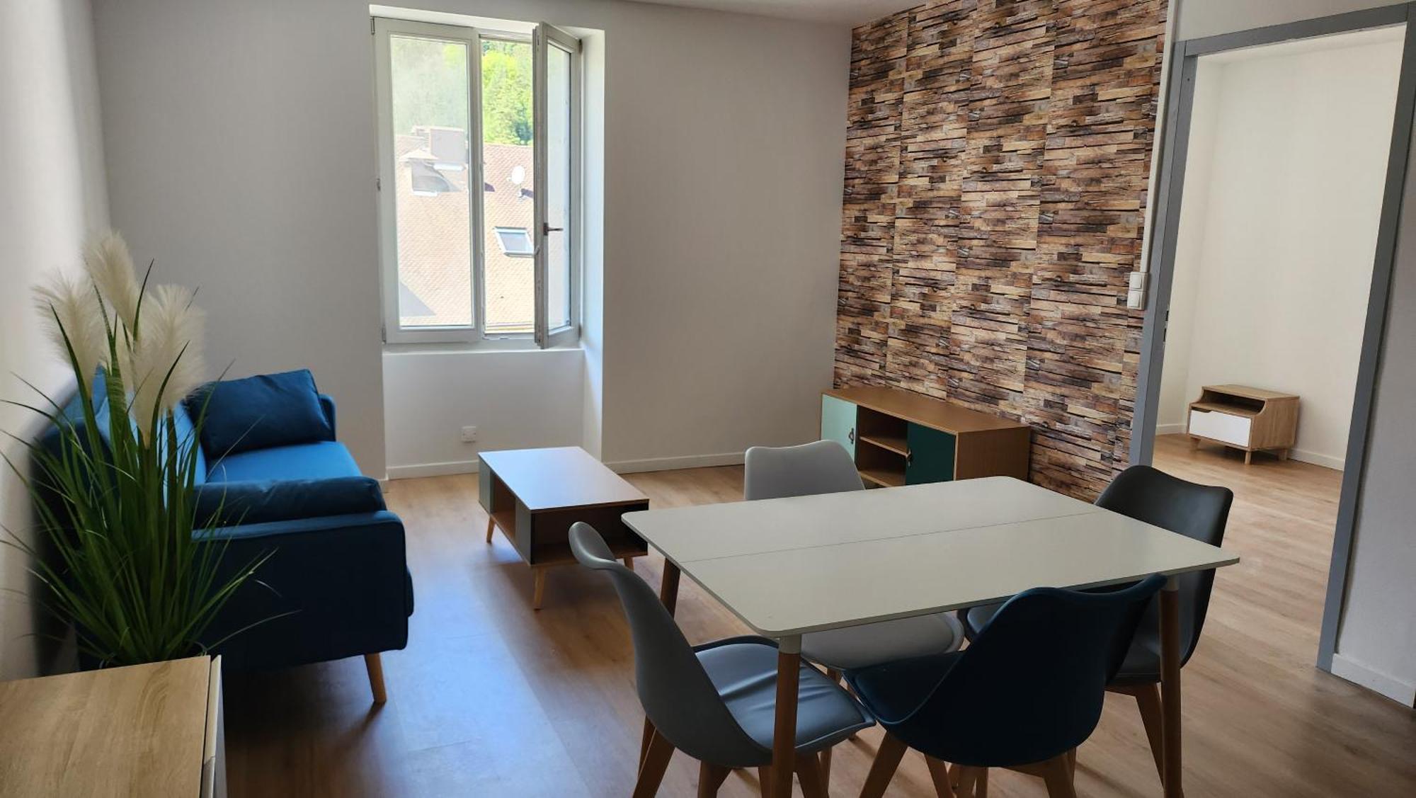 Appartement Tout Confort Vue Sur Les Forts Salins-les-Bains Bagian luar foto