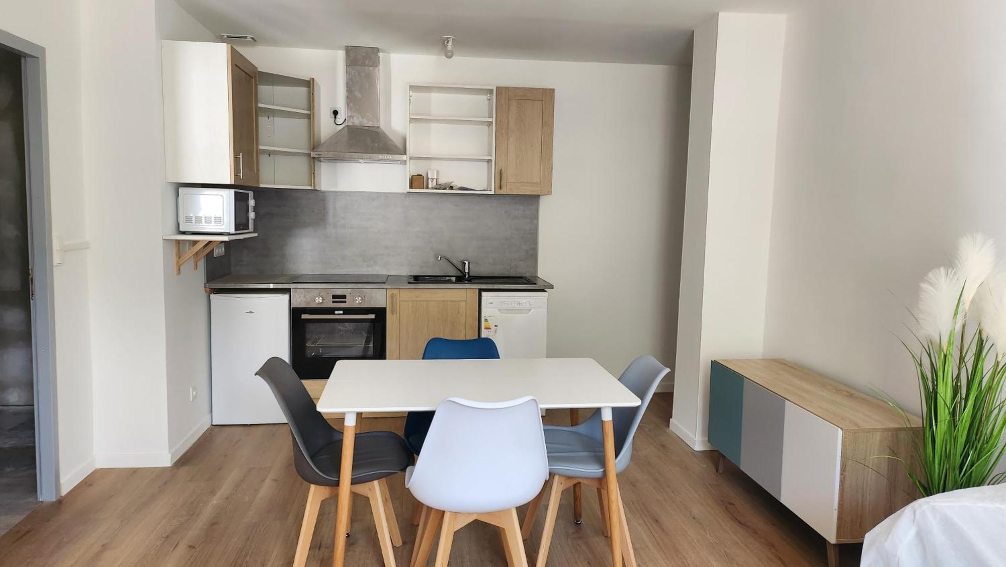 Appartement Tout Confort Vue Sur Les Forts Salins-les-Bains Bagian luar foto
