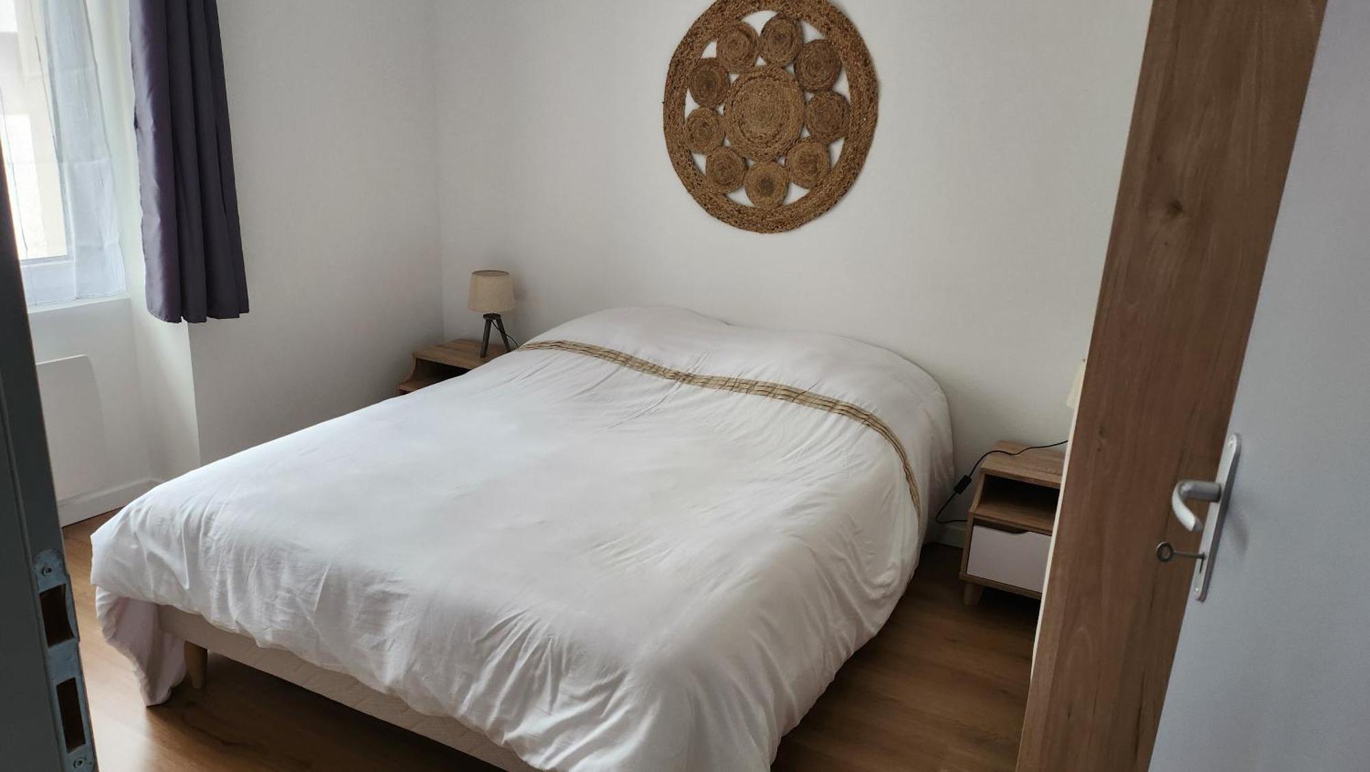 Appartement Tout Confort Vue Sur Les Forts Salins-les-Bains Bagian luar foto